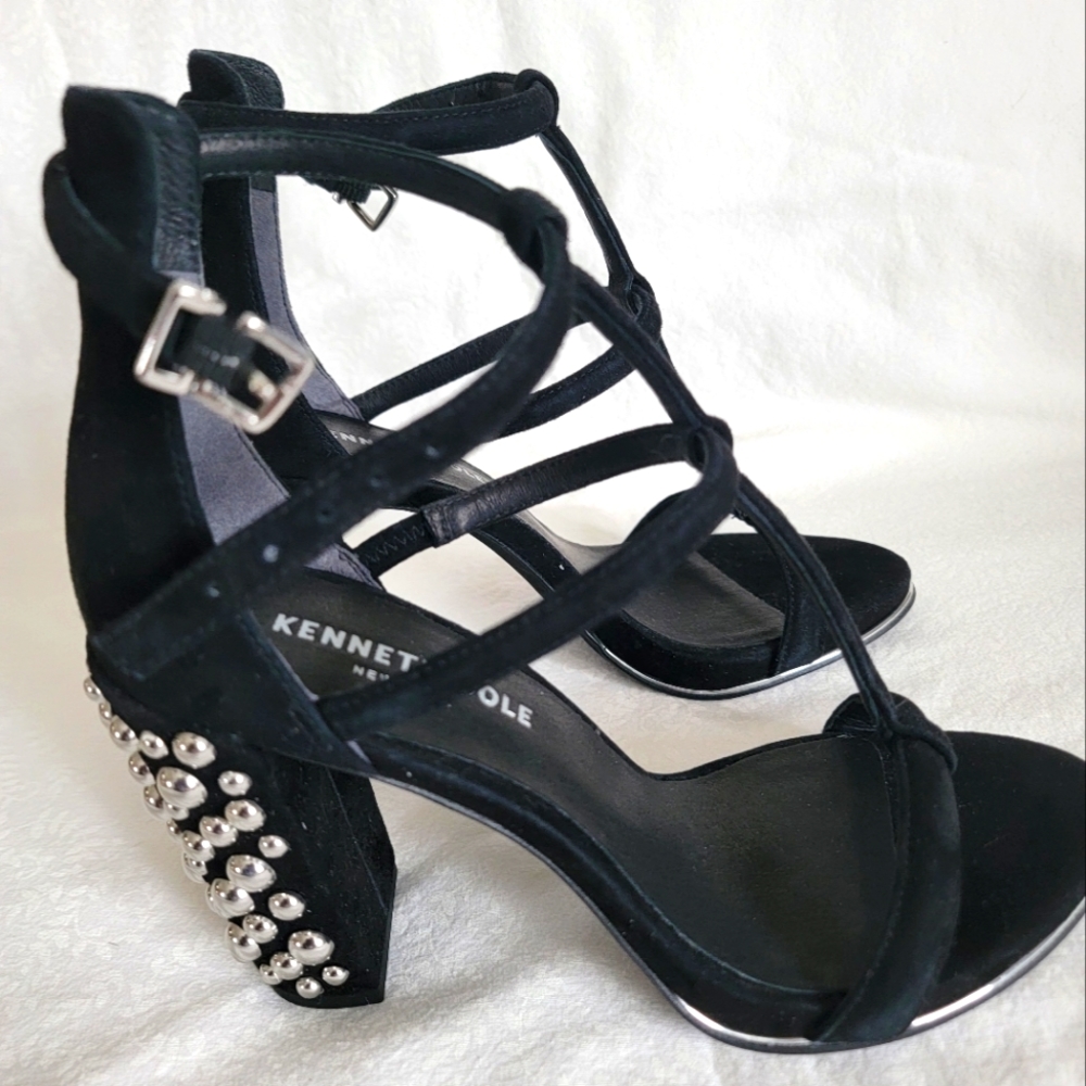 Kenneth Cole Deandra Suede Sandals New York